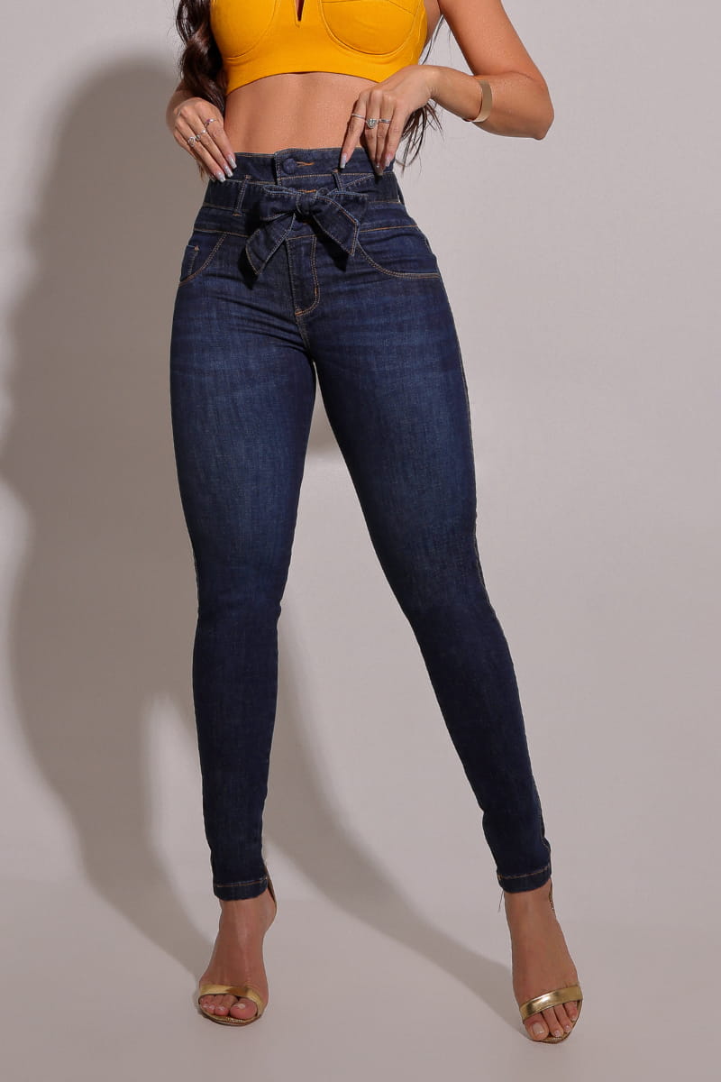 Calça Jeans Ultra Modeladora Com Cinto