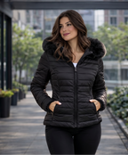 Jaqueta Puffer Forrada Impermeável com Capuz de Pelinho