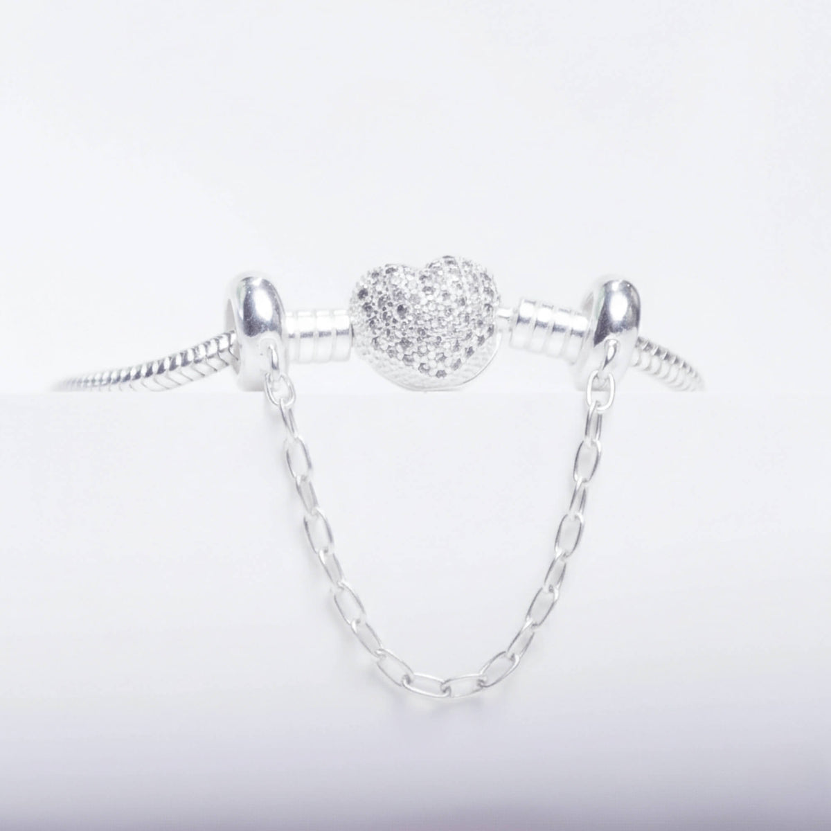 (BRINDE) Kit Pulseira Coração Cravejado + Corrente de Segurança Prata 925